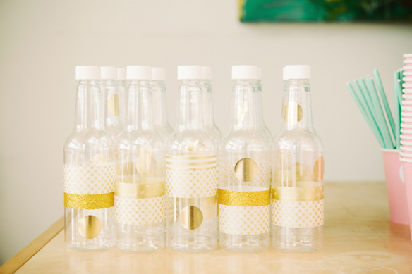 Blake's Bow Themed First Birthday via The TomKat Studio. Photography by Krista Mason.